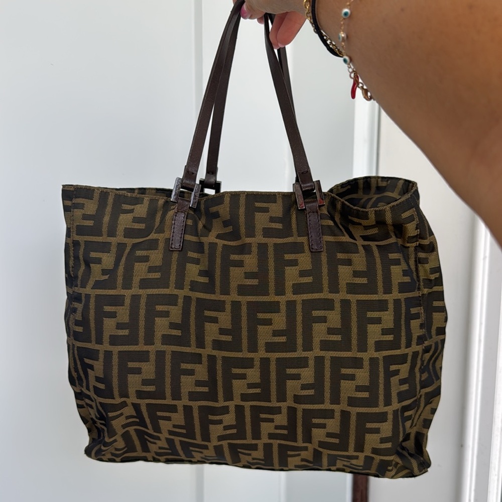 Fendi Vintage Zucca Monogram Canvas Tote with COA, authentic - Picture 12 of 17